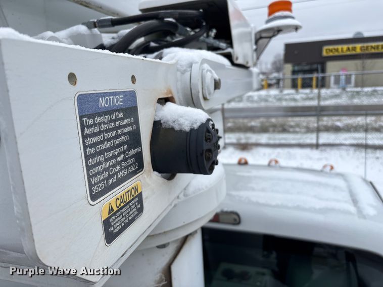 image for item ED2418 2011 Ford F450 Super Duty bucket truck