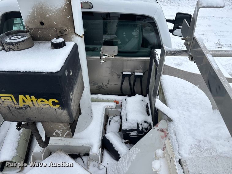 image for item ED2418 2011 Ford F450 Super Duty bucket truck