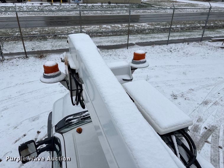 image for item ED2418 2011 Ford F450 Super Duty bucket truck