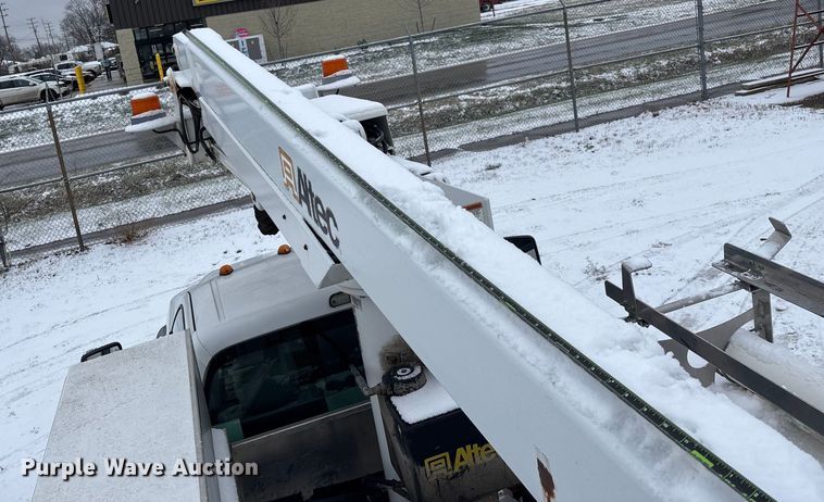 image for item ED2418 2011 Ford F450 Super Duty bucket truck