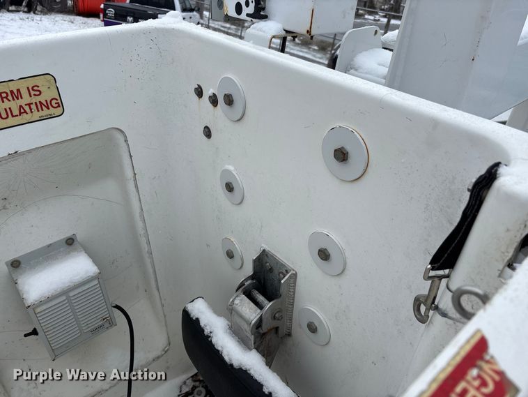 image for item ED2418 2011 Ford F450 Super Duty bucket truck