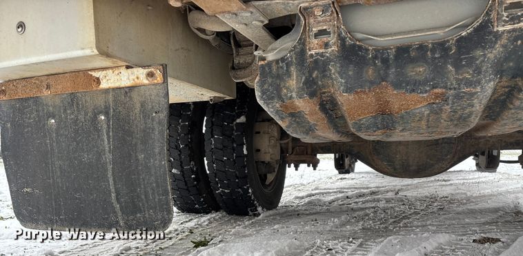 image for item ED2418 2011 Ford F450 Super Duty bucket truck