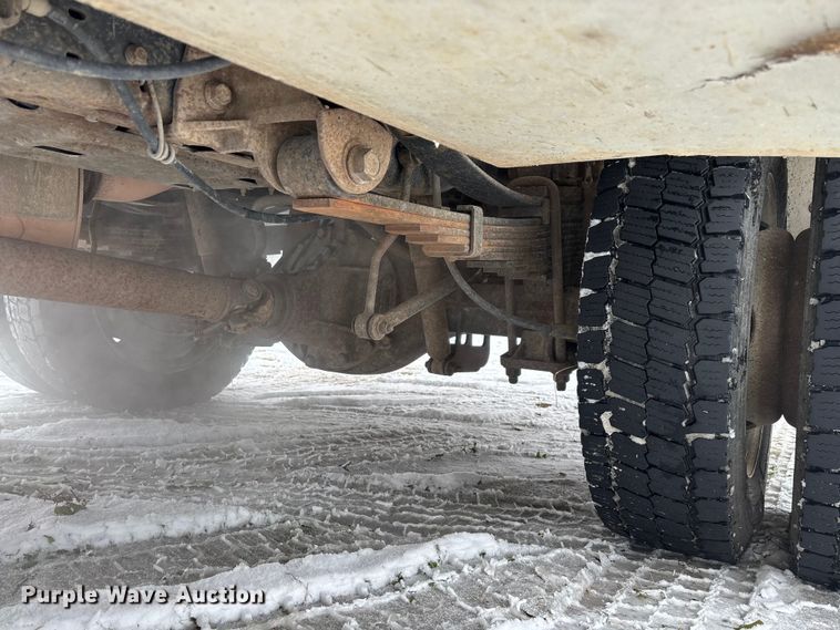 image for item ED2418 2011 Ford F450 Super Duty bucket truck