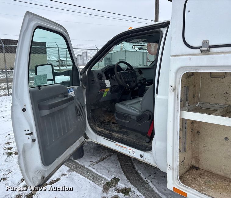 image for item ED2418 2011 Ford F450 Super Duty bucket truck