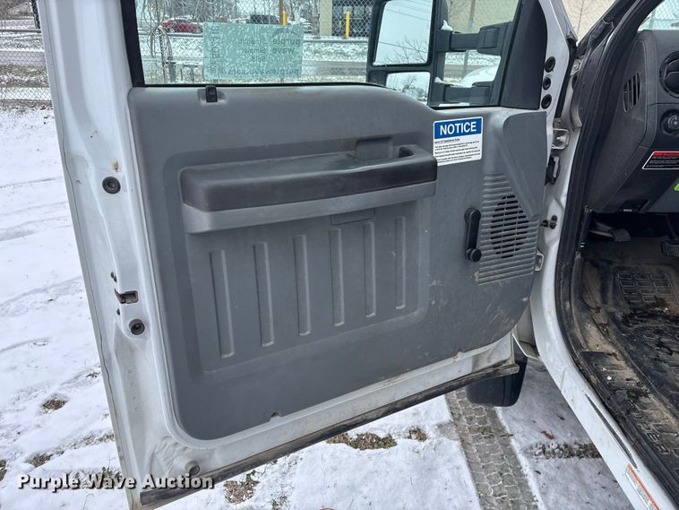 image for item ED2418 2011 Ford F450 Super Duty bucket truck