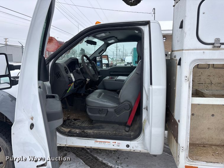 image for item ED2418 2011 Ford F450 Super Duty bucket truck