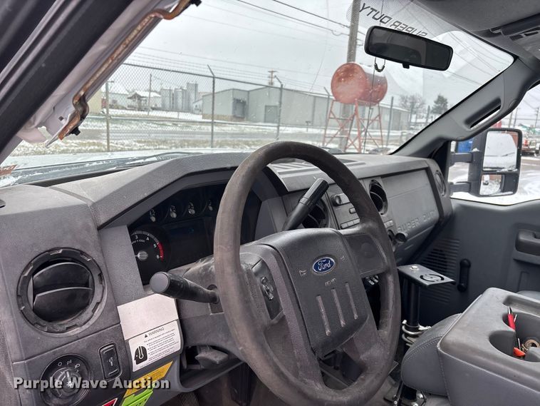 image for item ED2418 2011 Ford F450 Super Duty bucket truck