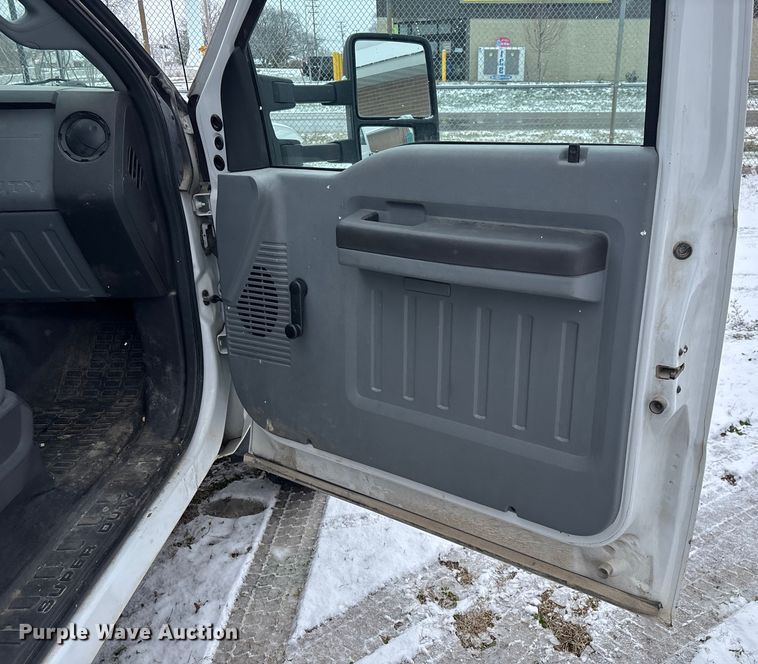 image for item ED2418 2011 Ford F450 Super Duty bucket truck