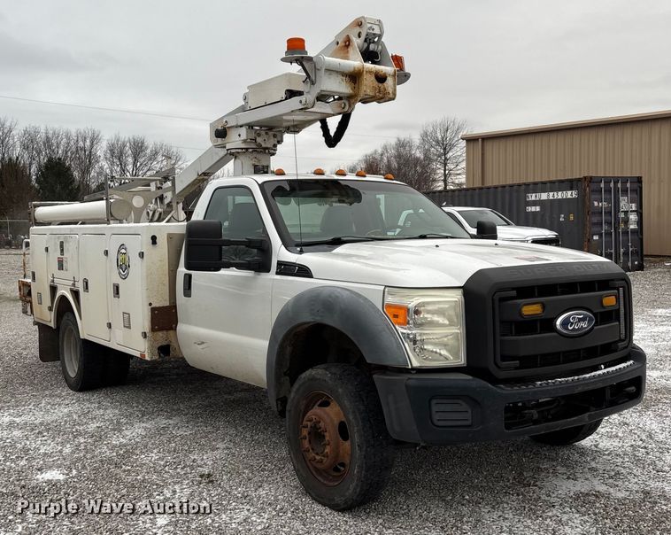 CAMIóN CON CANASTILLA 2011 FORD ALTEC