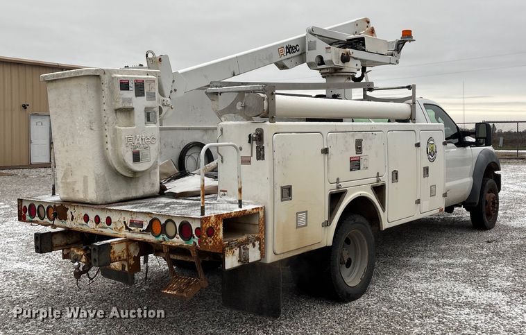 CAMIóN CON CANASTILLA 2011 FORD ALTEC