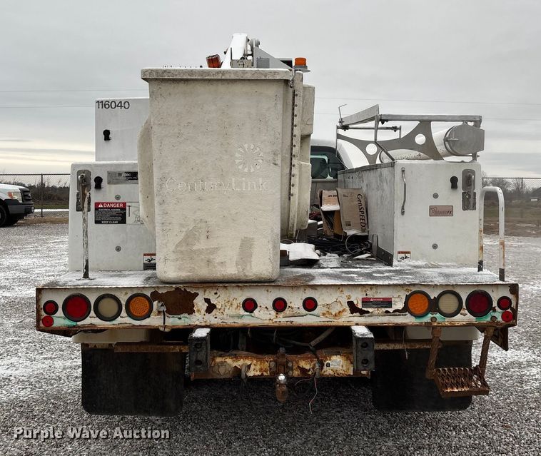image for item ED2420 2011 Ford F450 Super Duty bucket truck