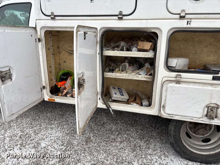 image for item ED2420 2011 Ford F450 Super Duty bucket truck