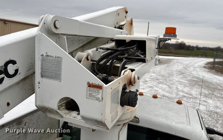 image for item ED2420 2011 Ford F450 Super Duty bucket truck