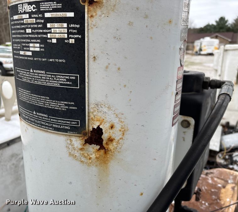 image for item ED2420 2011 Ford F450 Super Duty bucket truck