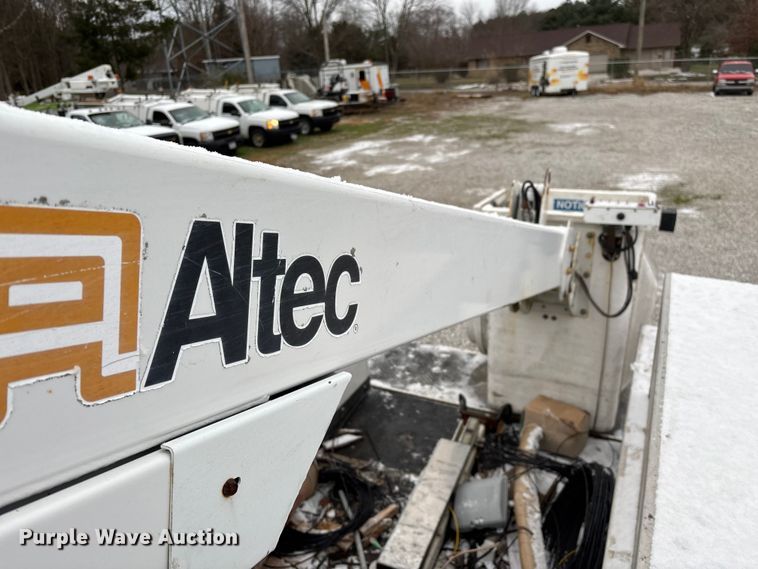 image for item ED2420 2011 Ford F450 Super Duty bucket truck