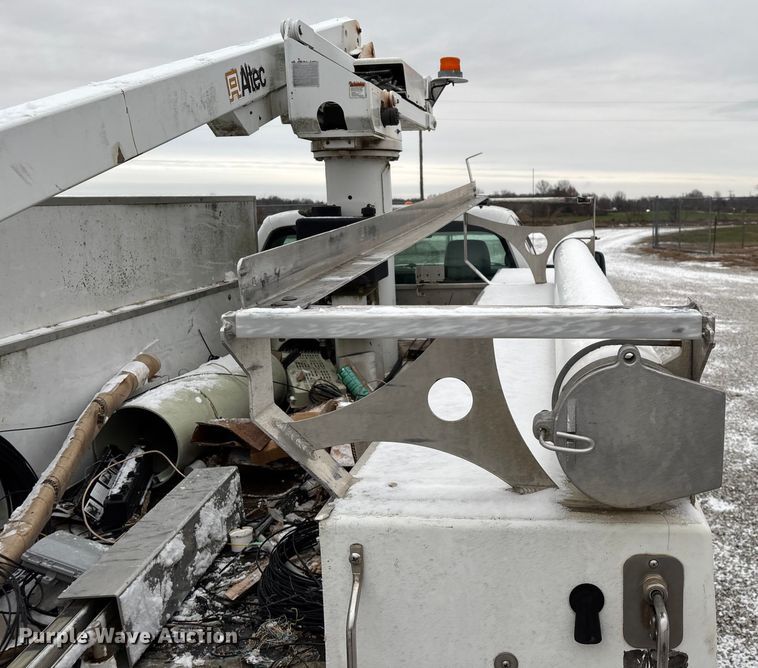 image for item ED2420 2011 Ford F450 Super Duty bucket truck