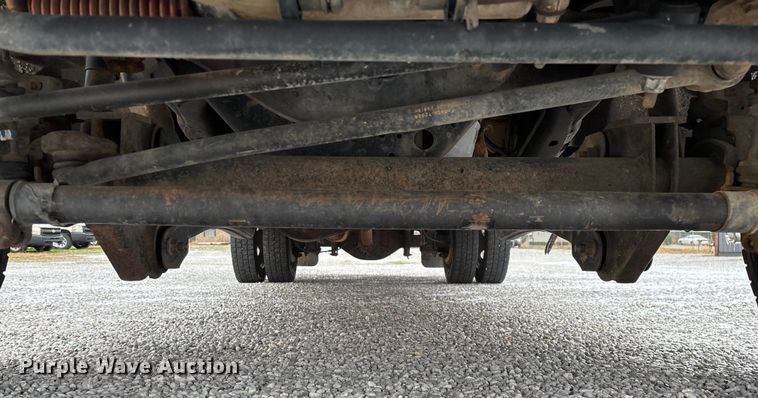 image for item ED2420 2011 Ford F450 Super Duty bucket truck