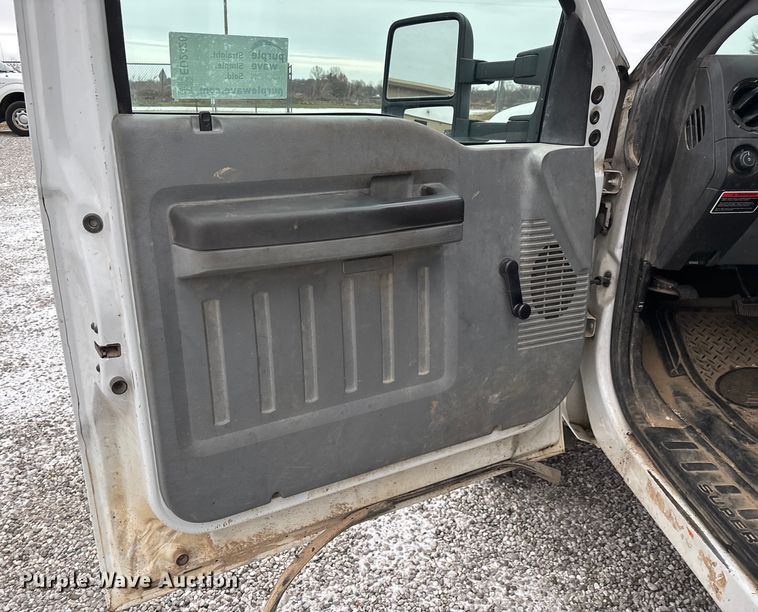 image for item ED2420 2011 Ford F450 Super Duty bucket truck