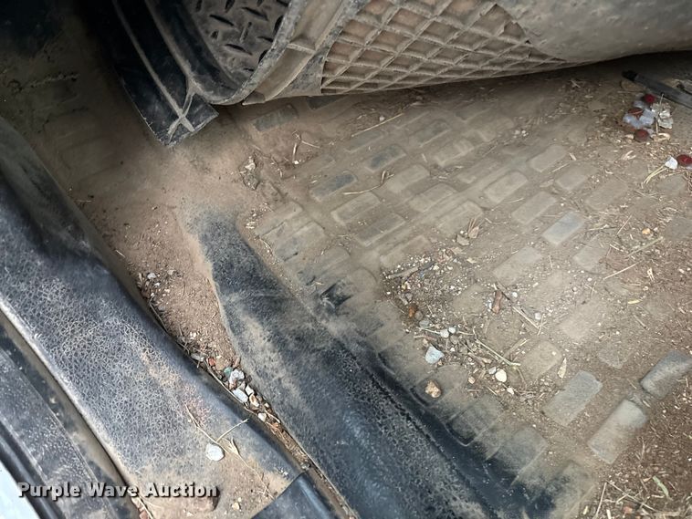 image for item ED2420 2011 Ford F450 Super Duty bucket truck