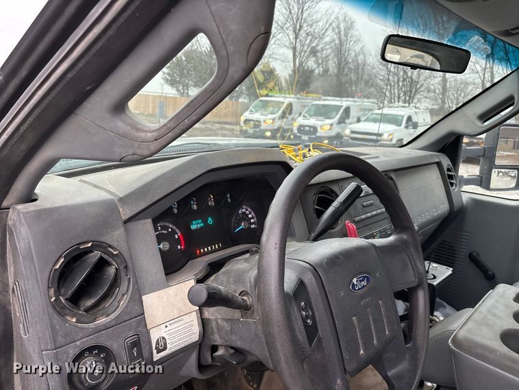 image for item ED2420 2011 Ford F450 Super Duty bucket truck