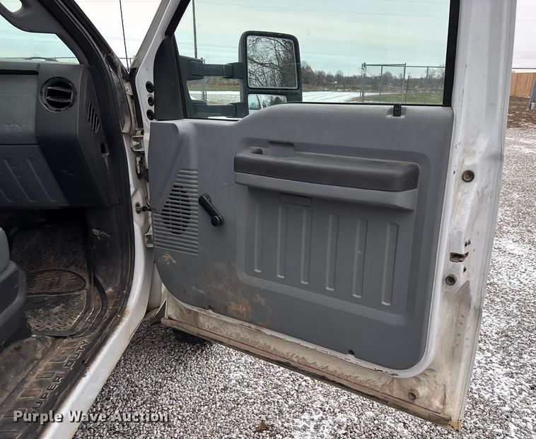 image for item ED2420 2011 Ford F450 Super Duty bucket truck