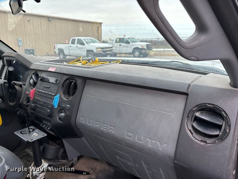 image for item ED2420 2011 Ford F450 Super Duty bucket truck