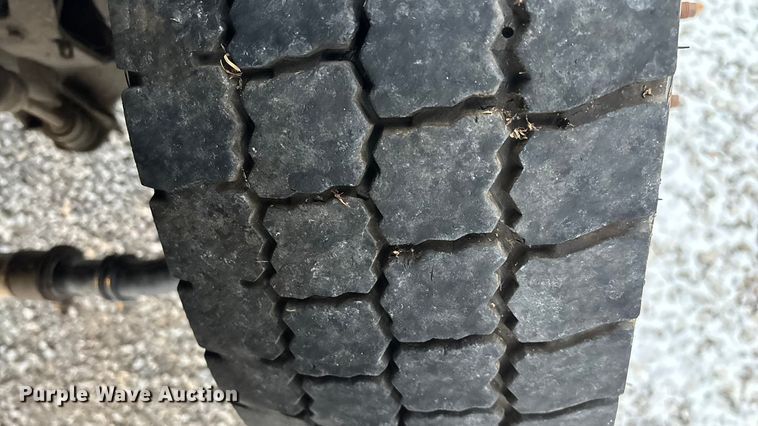 image for item ED2420 2011 Ford F450 Super Duty bucket truck