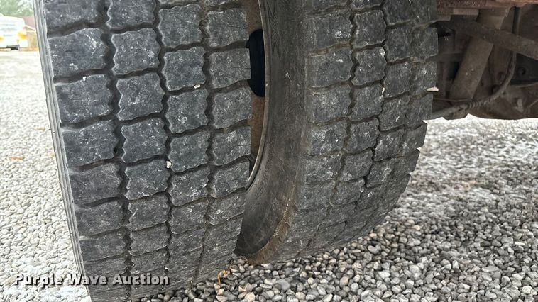 image for item ED2420 2011 Ford F450 Super Duty bucket truck