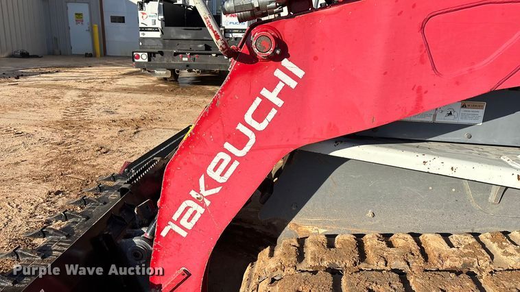 image for item ED2424 Takeuchi TL12V2 tracked skid steer loader