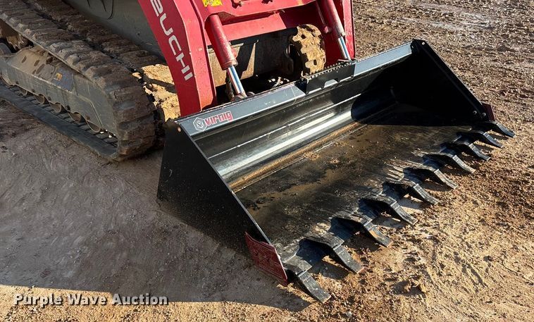 image for item ED2424 Takeuchi TL12V2 tracked skid steer loader