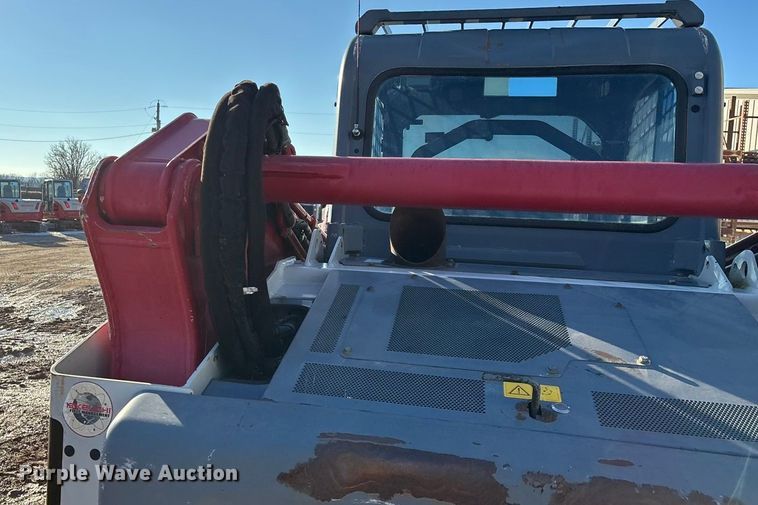 image for item ED2424 Takeuchi TL12V2 tracked skid steer loader