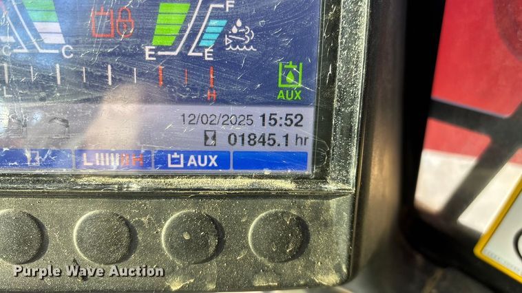 image for item ED2424 Takeuchi TL12V2 tracked skid steer loader