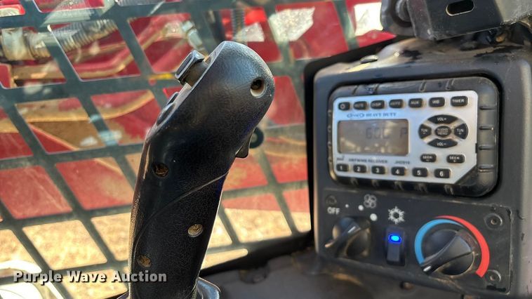 image for item ED2424 Takeuchi TL12V2 tracked skid steer loader