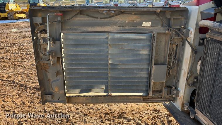 image for item ED2424 Takeuchi TL12V2 tracked skid steer loader