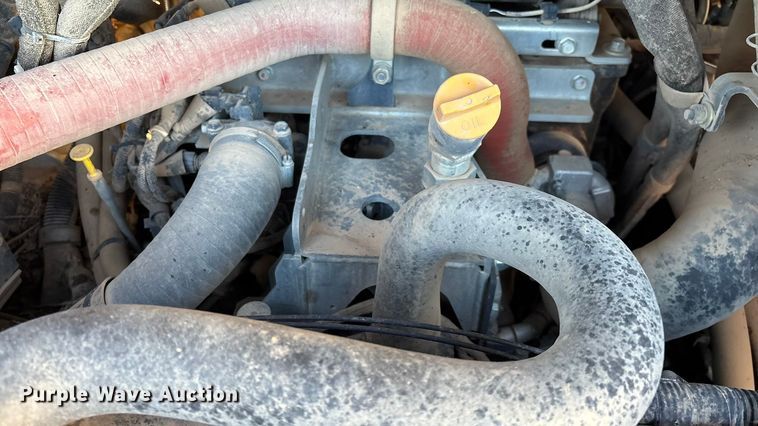 image for item ED2424 Takeuchi TL12V2 tracked skid steer loader