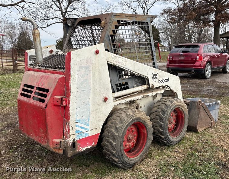 image for item ED2427 1993 Bobcat 742B skid steer loader
