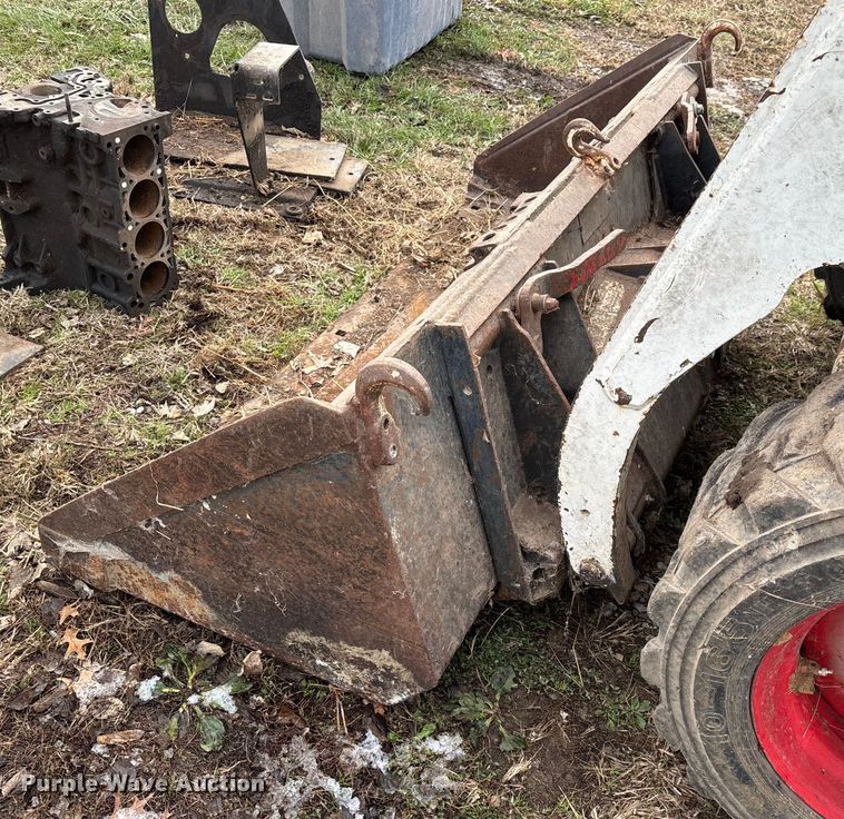 image for item ED2427 1993 Bobcat 742B skid steer loader