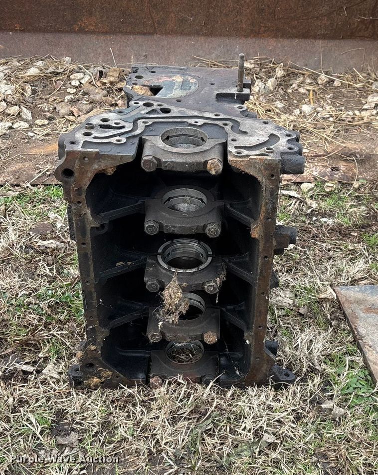 image for item ED2427 1993 Bobcat 742B skid steer loader