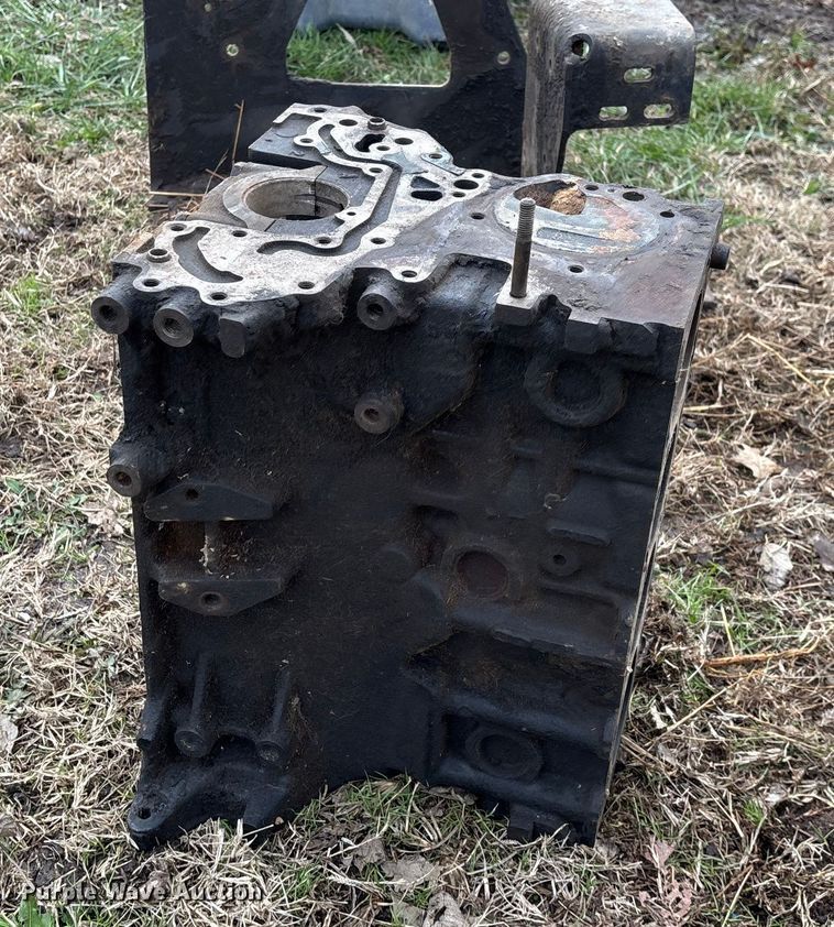 image for item ED2427 1993 Bobcat 742B skid steer loader