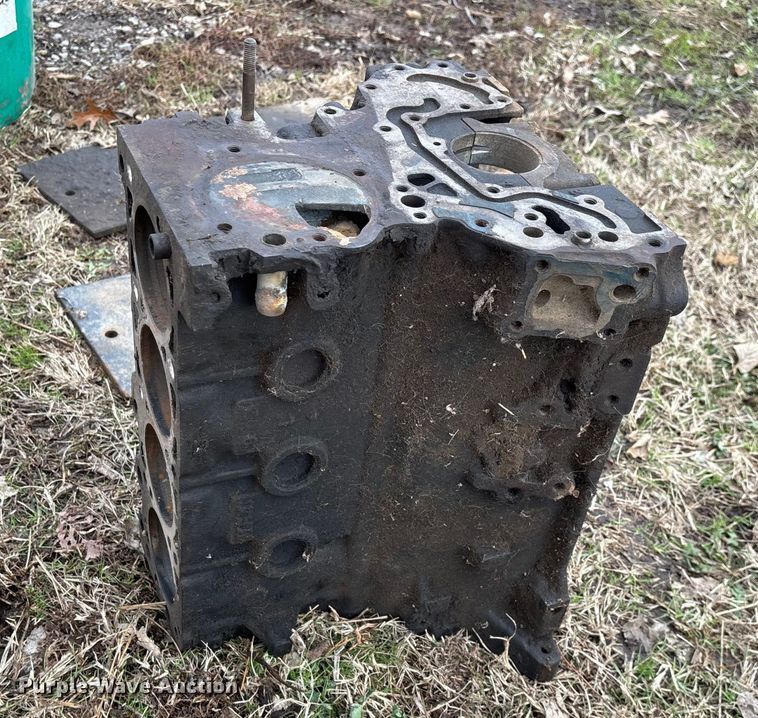 image for item ED2427 1993 Bobcat 742B skid steer loader