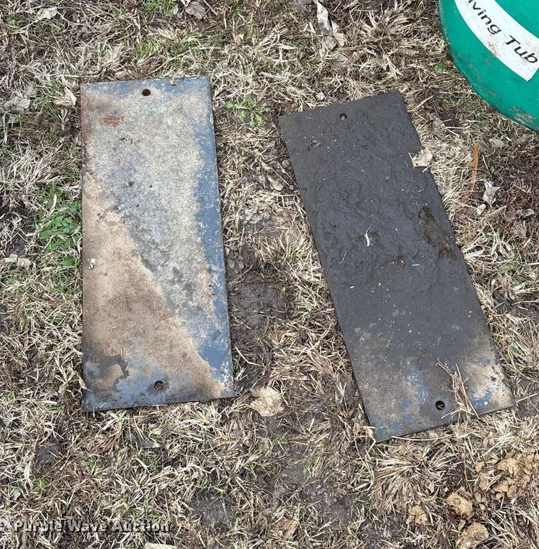 image for item ED2427 1993 Bobcat 742B skid steer loader