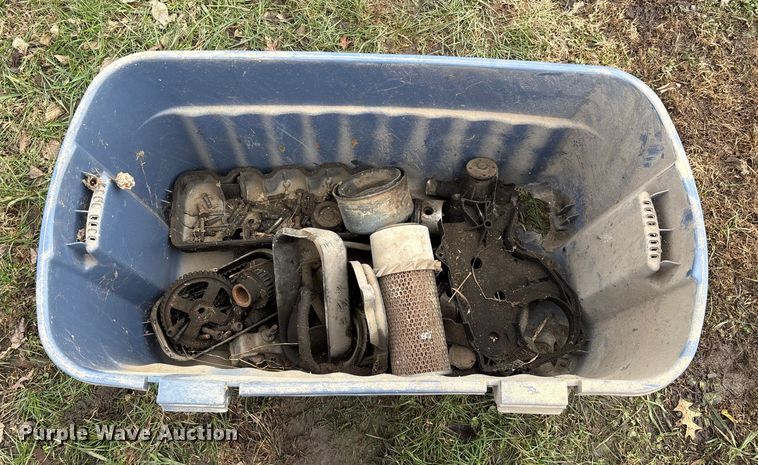 image for item ED2427 1993 Bobcat 742B skid steer loader