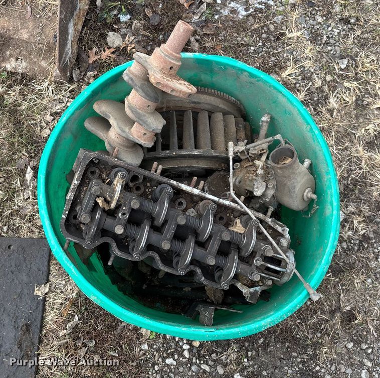 image for item ED2427 1993 Bobcat 742B skid steer loader