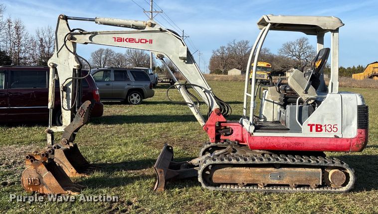 image for item ED2438 2005 Takeuchi TB135 mini excavator