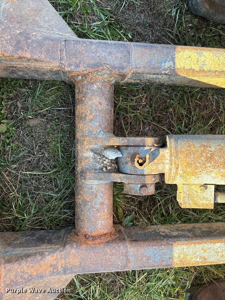 image for item ED2438 2005 Takeuchi TB135 mini excavator