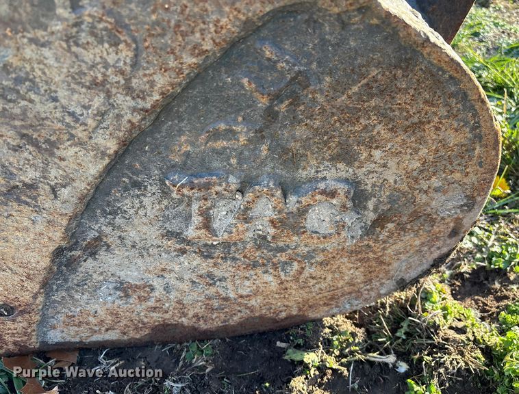 image for item ED2438 2005 Takeuchi TB135 mini excavator