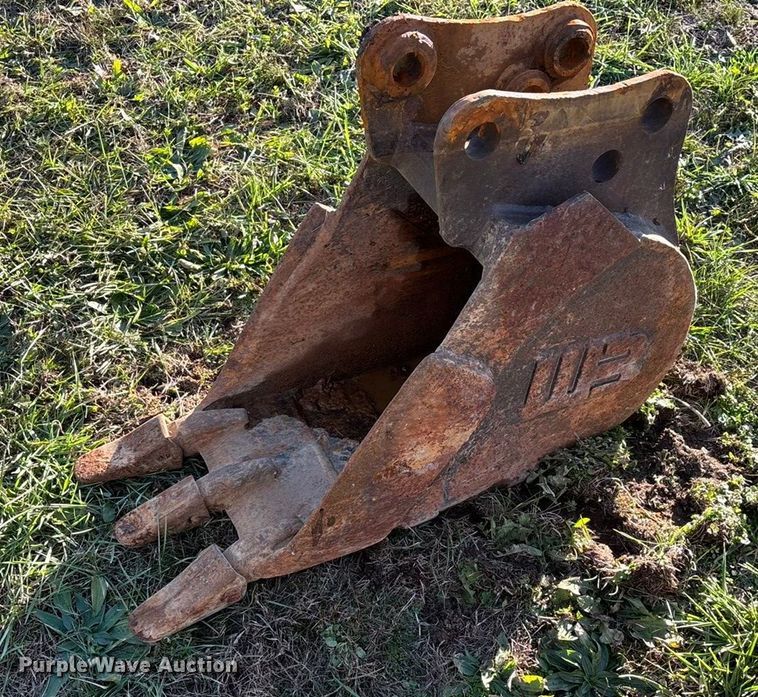 image for item ED2438 2005 Takeuchi TB135 mini excavator