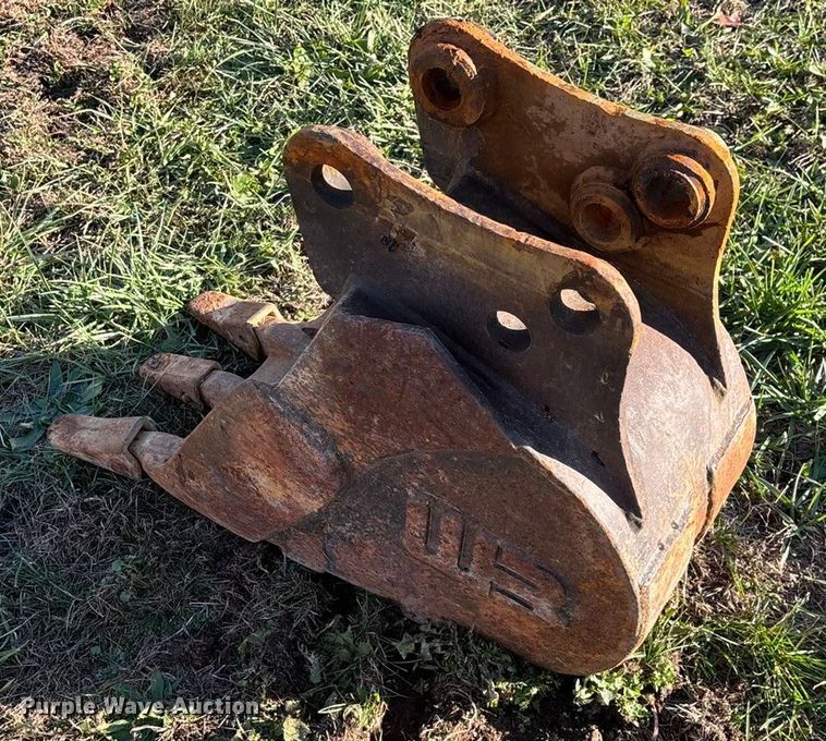 image for item ED2438 2005 Takeuchi TB135 mini excavator