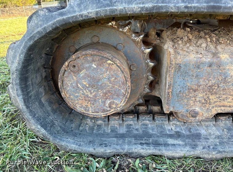 image for item ED2438 2005 Takeuchi TB135 mini excavator