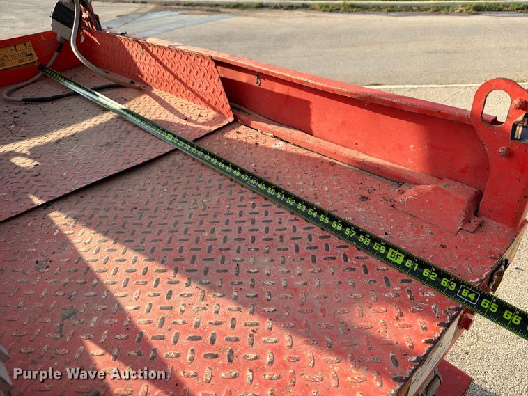 image for item ED5031 2012 SkyJack SJIII 3219 scissor lift